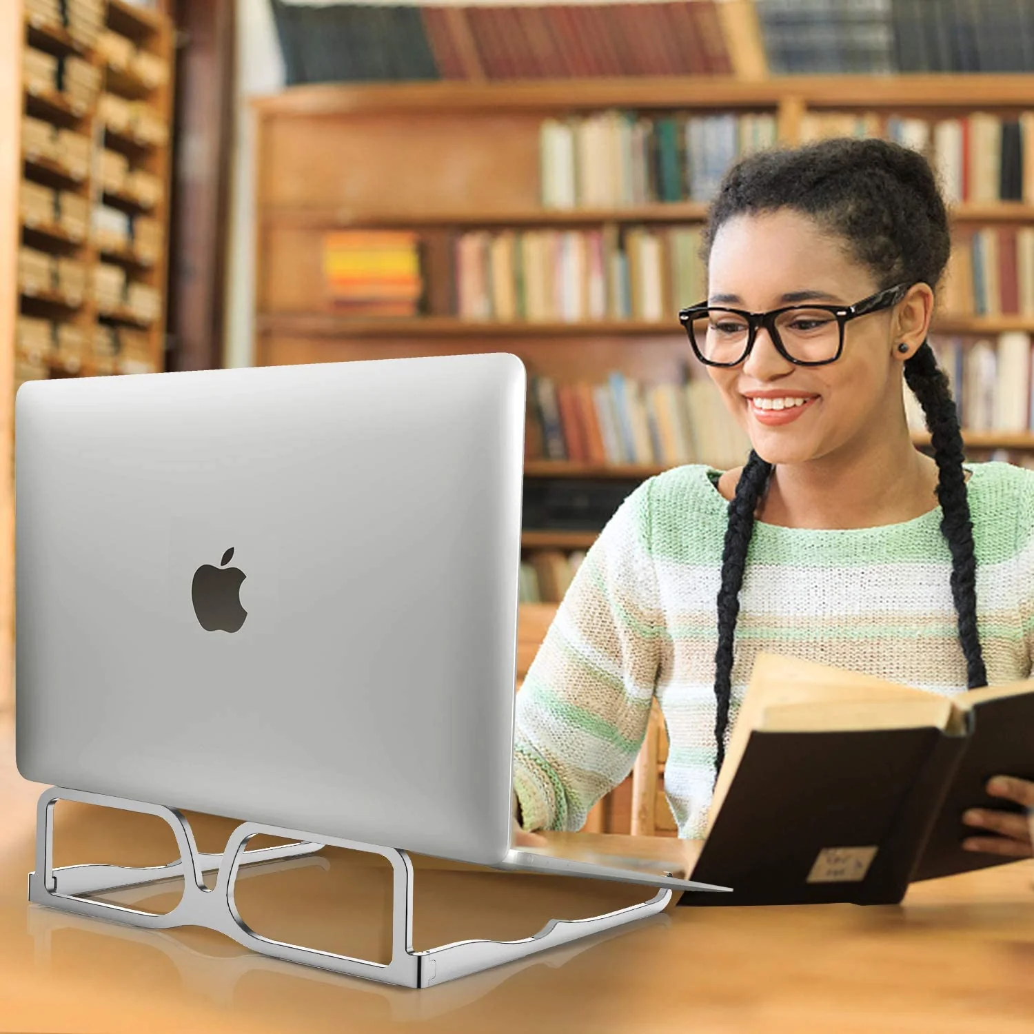 Glasses Frame Shape Laptop Cooling stand - Image 5
